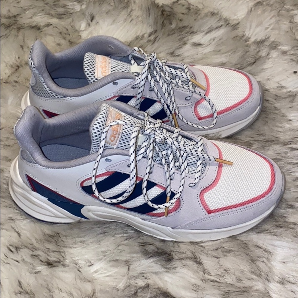 SOLD Adidas Archivo